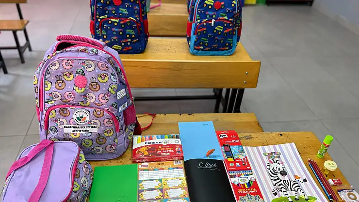 Konya'da birinci sınıf öğrencilerine kırtasiye desteği verildi