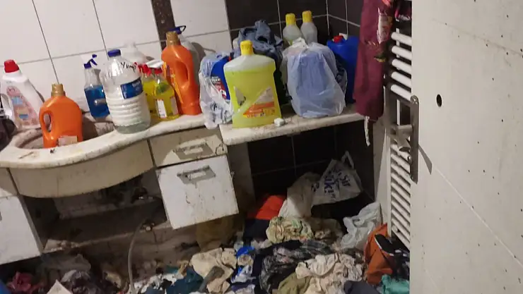 Konya'da bu evi görenler hayrette düştü: Yığınla çöp var!