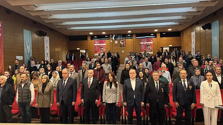 Konya'da cennete koşan neferlere saygı gecesi