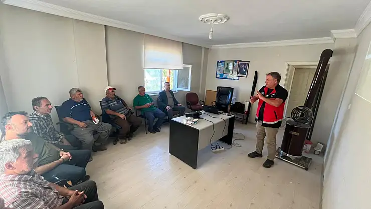 Konya'da çiftçilere yönelik eğitim buluşmaları devam ediyor