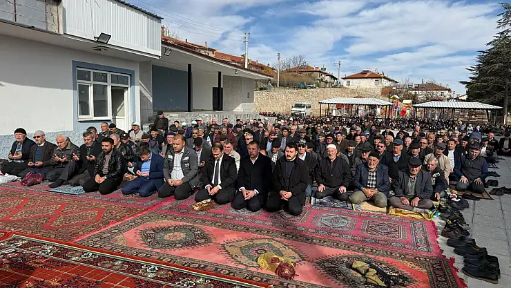 Konya'da eller semaya açıldı: Bereket için yağmur duası edildi