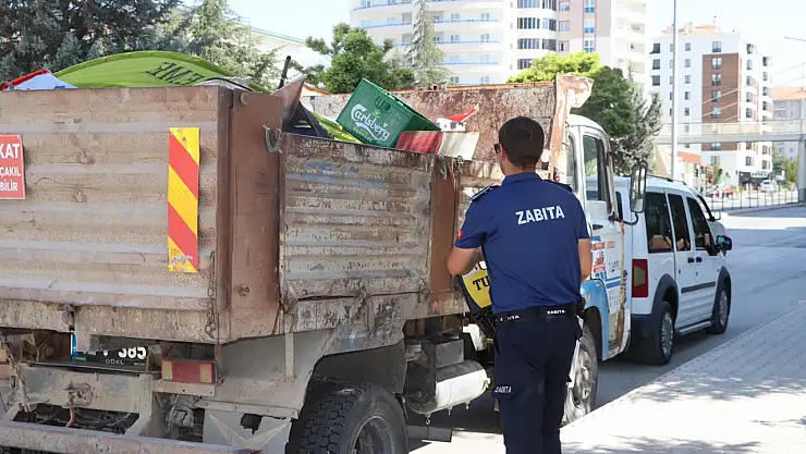 Konya'da esnafı kızdıran olay! Tek tek kaldırıyorlar...