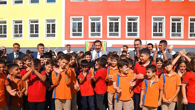 Konya'da farkındalık oluşturuluyor! Öğrencilere bakın ne dağıtıldı...