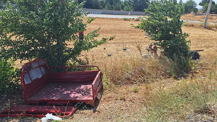 Konya'da feci kaza: Motosiklet parçalandı!