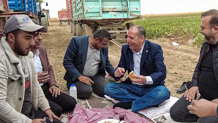 Konya'da hasadın kalbinde çiftçiye moral ziyareti