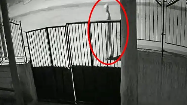 Konya'da hırsız girdiği evde ev sahibini bıçakladı: Emniyetten kaçamadı!