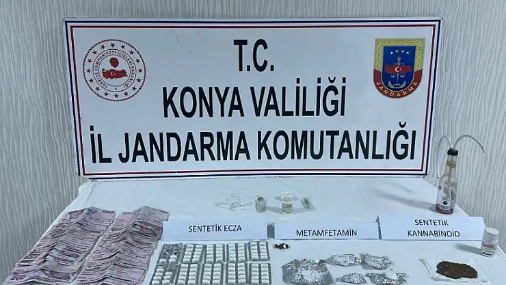 Konya'da jandarmadan peş peşe uyuşturucu operasyonları: Çok sayıda madde ve silah ele geçirildi