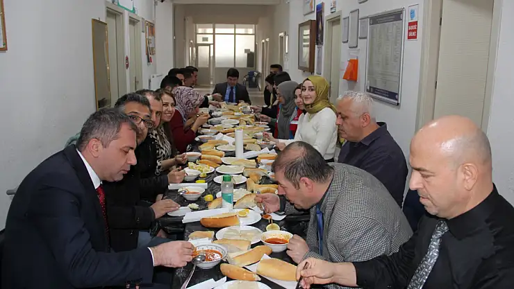 Konya'da kamu çalışanları yemekte buluştu!
