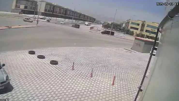 Konya'da kavşak alarmı: ' 2 günde bir kaza kaşanıyor'