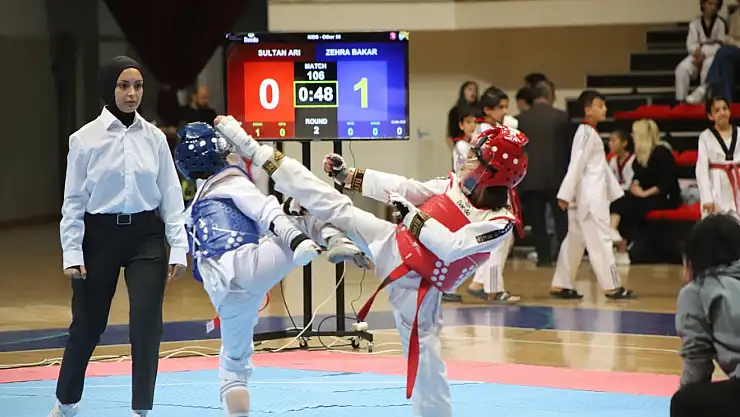 Konya'da küçükler tekvando heyecanı zirve yaptı