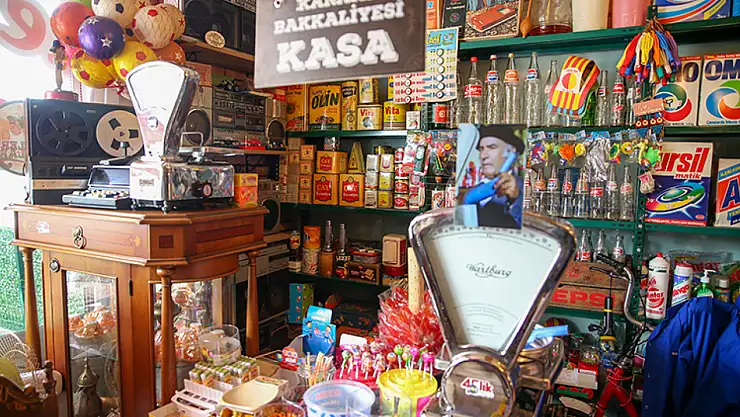 Konya'da mahalle arasındaki nostaljik kafe geçmişe götürüyor!