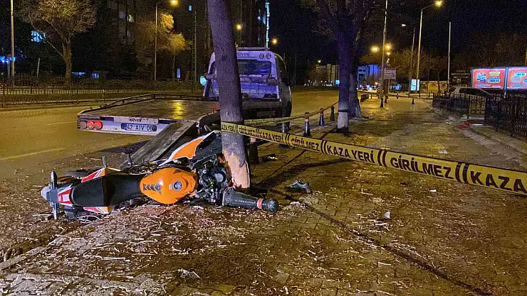 Konya'da motosiklet kazası: 19 yaşındaki genç hayatını kaybetti
