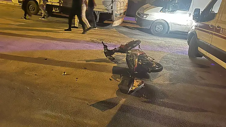 Konya'da motosiklet otomobille çarpıştı: 1 yaralı
