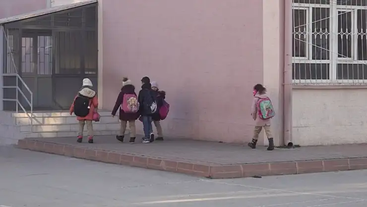 Konya'da öğrenciler ders başı yaptı