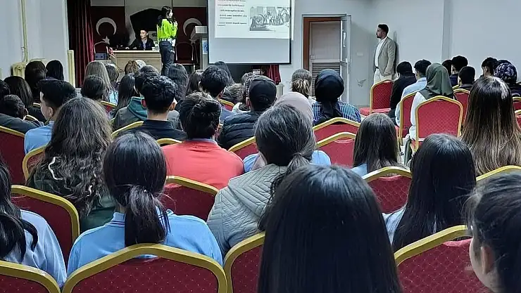 Konya'da öğrencilere güvenlik trafik eğitimi