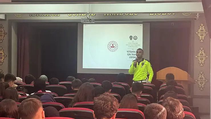 Konya'da öğrencilere trafik bilinci öğretiliyor