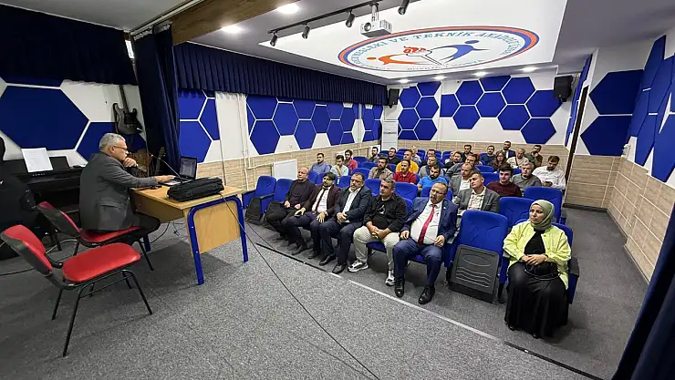 Konya'da öğretmenlik mesleğine yeni yol haritası: Yönerge tanıtıldı