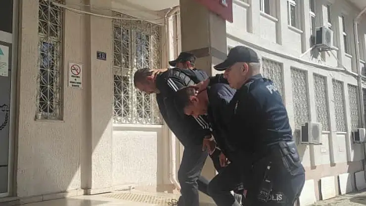 Konya'da operasyon! Durdurdukları araçtan öyle şeyler çıktı ki...