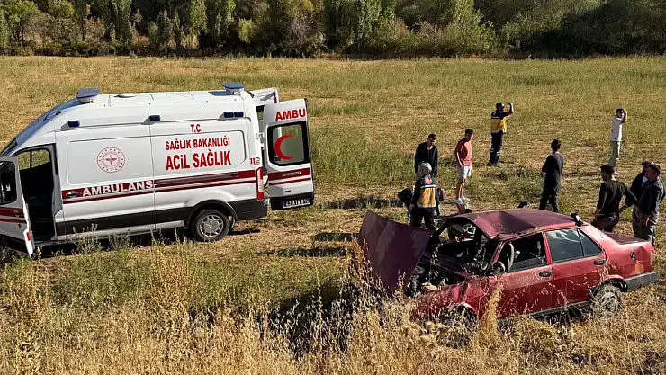 Konya'da otomobil araziye uçtu: Çift yaralandı!