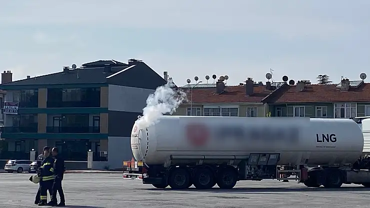 Konya'da patlama tehlikesi: Gaz sızıntısı olan tanker şehir dışına çıkartıldı
