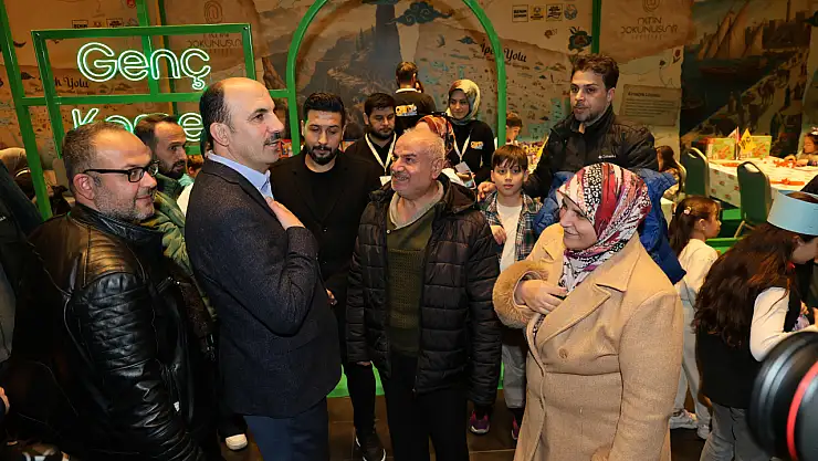 Konya'da sanatın ve iyiliğin buluşması! Altın Dokunuşlar'da son günler