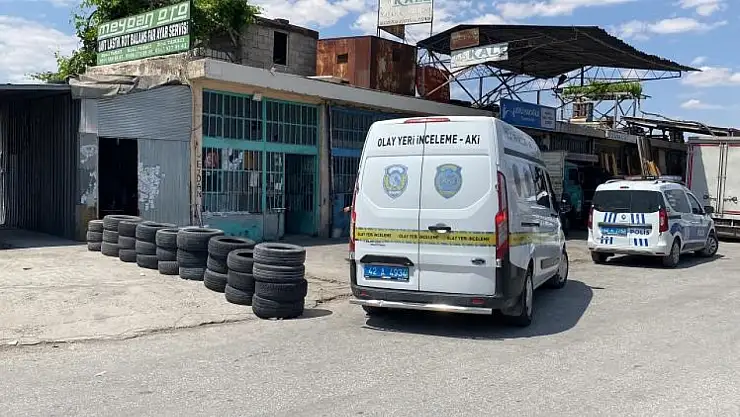 Konya'da sandalyeden düşen adam hayata tutunamadı