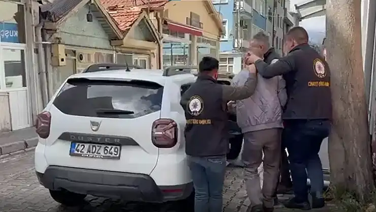 Konya'da silahlı saldırı: Şüphelilerden biri tutuklandı!