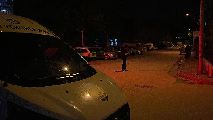 Konya'da sokak ortasında bıçaklı saldırı: Polis, kaçan şüphelileri arıyor