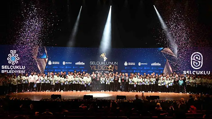 Konya'da Sporun Yıldızları Selçuklu'da Ödüllendirildi