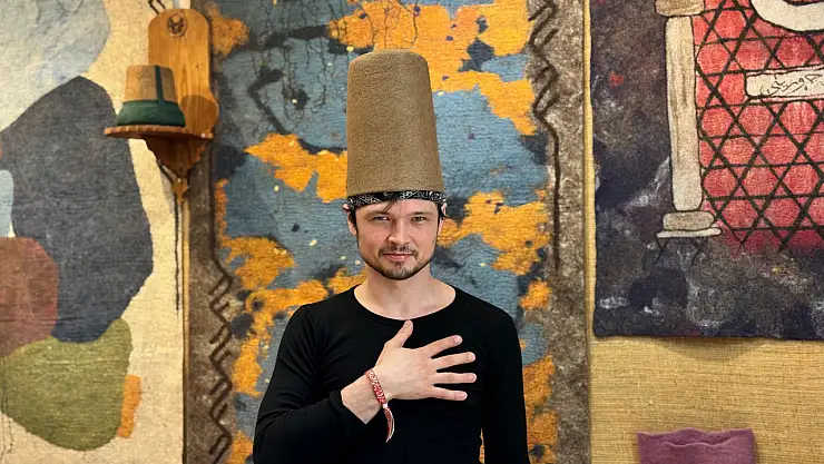 Konya'da sufi müzikle tanışan Rus dansçı Müslüman oldu