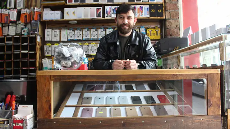 Konya'da telefonculuk sektörü ne durumda? Telefon fiyatlarında zam beklentisi var mı?
