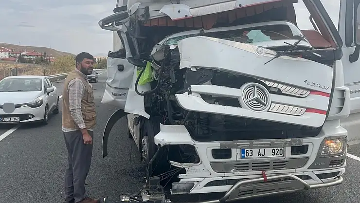 Konya'da TIR kazası: Bir kişi hafif yaralandı.