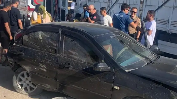 Konya'da tır ve otomobil çarpıştı: 3 yaralı!