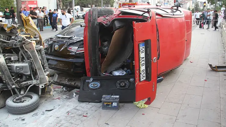 Konya'da trafik magandası 3 kişinin yaralanmasına sebebiyet verdi!