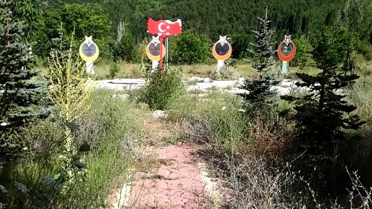 Konya'da utandıran olay! Şehitler parkı kaderine terk edildi