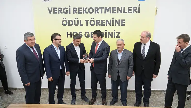 Konya'da vergi rekortmenleri ödüllendirildi!