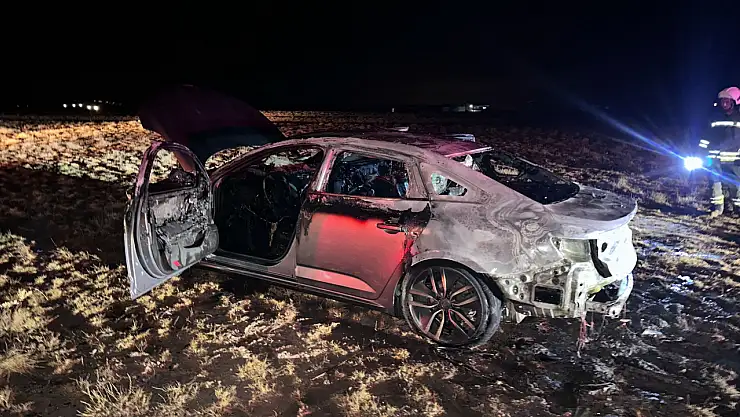 Konya'da yanan otomobil korku saçtı!