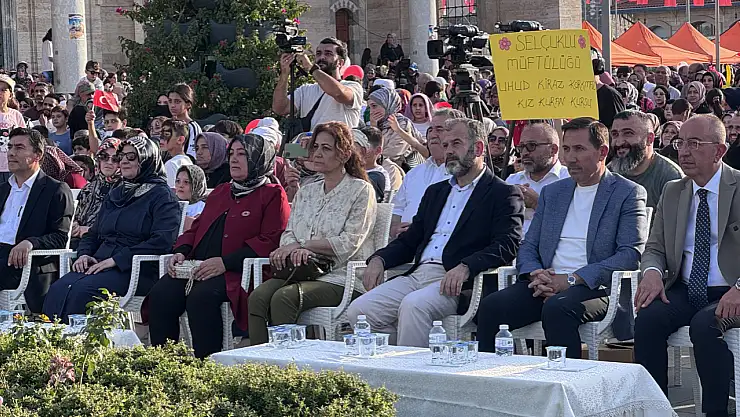 Konya'da yaz Kur'an kursları törenle sonlandı!