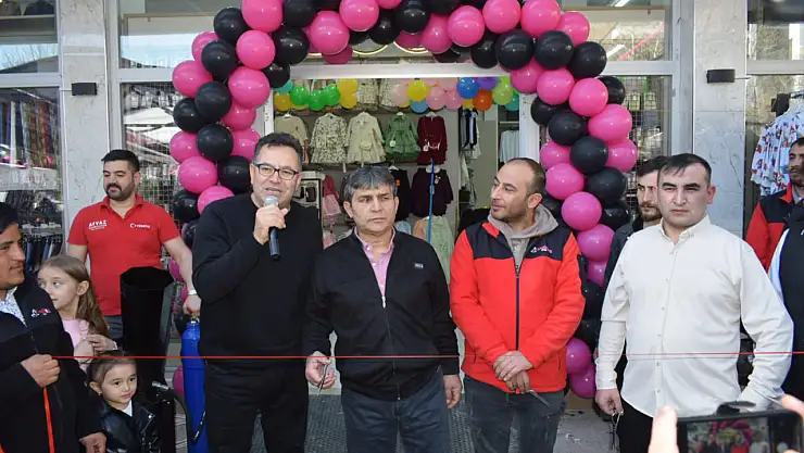 Konya'da yeni bir moda durağı: Kadifem giyim açıldı!