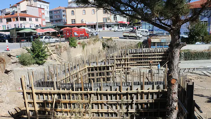 Konya'da yıkılan körpü yeniden inşa ediliyor: 1 ayda tamamlanacak!