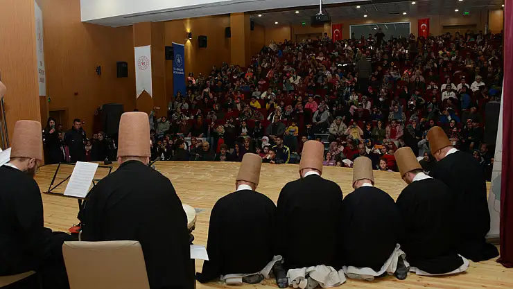 Konya'da yurtlarda kalan depremzedeler için sema programları düzenleniyor