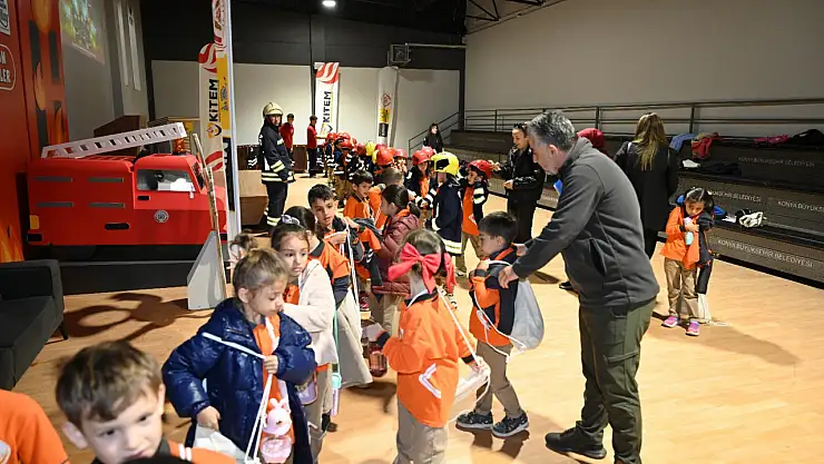 Konya'daki 31 ilçede 41 bin öğrenciye 'Afet bilinci' dersi