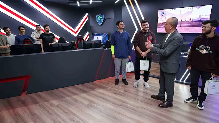 Konya'daki bir ilk: 5v5 League of Legends & Valorant Turnuvası'nı gerçekleştirilecek!