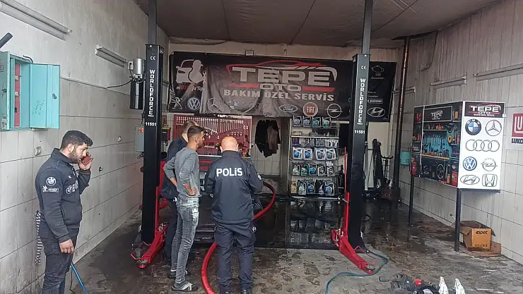 Konya'daki bir oto tamircide yangın paniği!