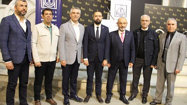 Konya'daki mühendisler iftar yemeğinde bir araya geldi!