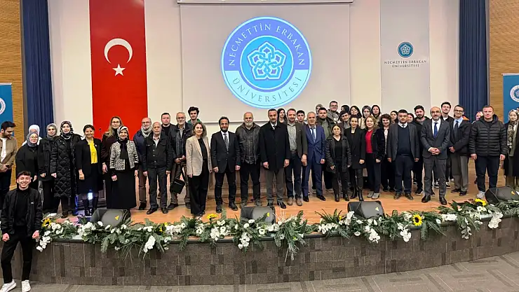 Konya'daki üniversitede 'Sağlıkta Yapay Zeka ve Hukuki Sorunlar' paneli gerçekleştirildi!