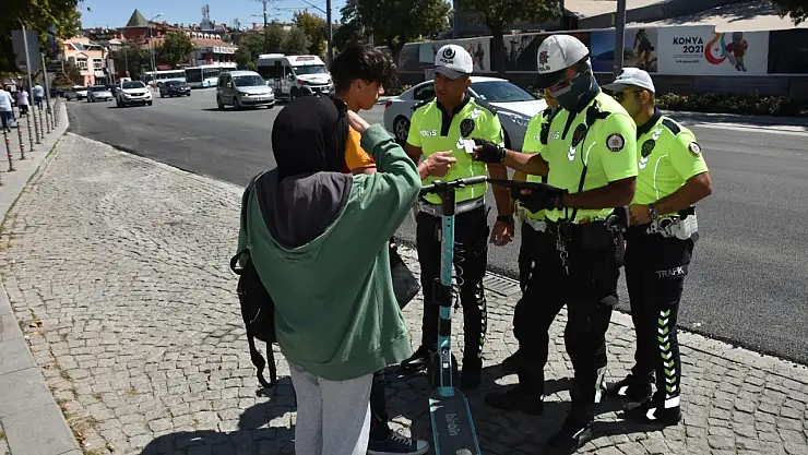 Konya'daki uzman isim uyardı: E-scooter kullanımında yaş ve hız sınırına dikkat!
