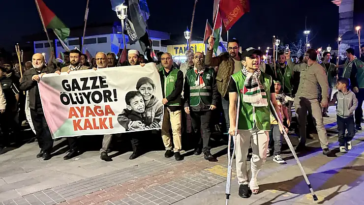 Konya'dan Gazze'ye destek yürüyüşü: 'Gazze Ölüyor Ayağa Kalk'
