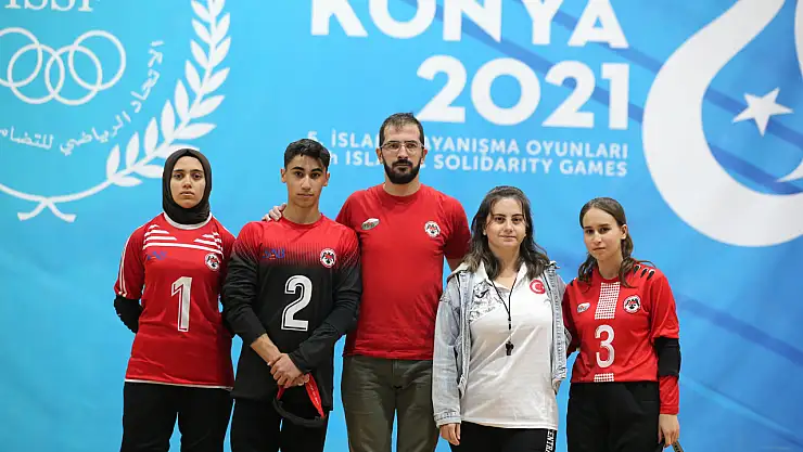Konya'dan yükselen azim: Görme engelli sporculara antrenörlük yapıyor