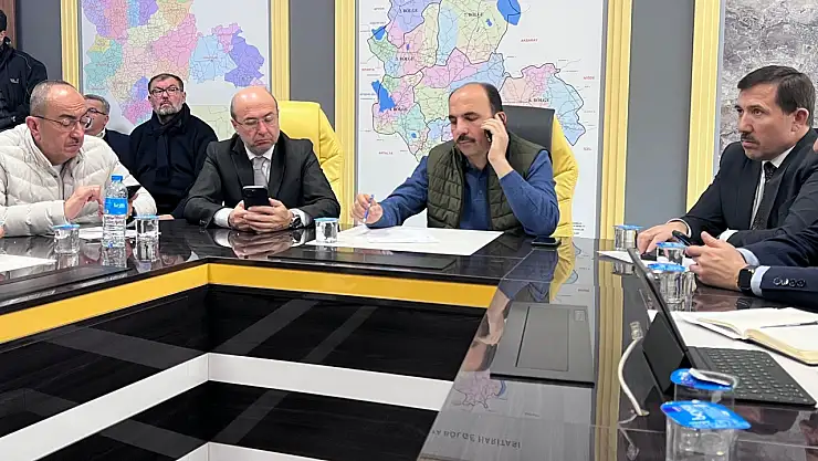 Konya deprem bölgeleri için seferber oldu